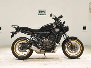 YAMAHA XSR700-2 — фото