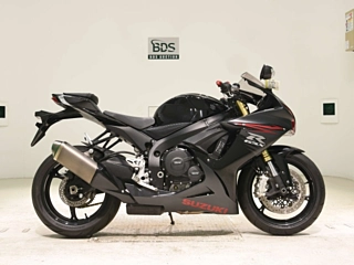 SUZUKI GSX-R750 — фото