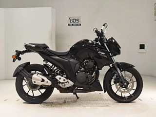 YAMAHA FZ25 — фото