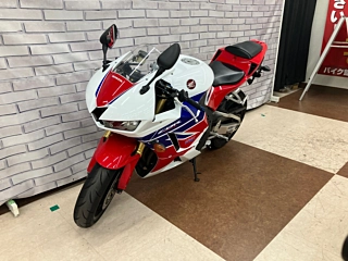 HONDA CBR600RR ABS — фото