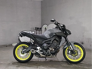 YAMAHA MT-09 — фото