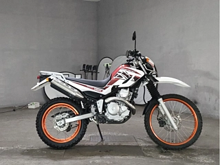 YAMAHA SEROW 250 — фото