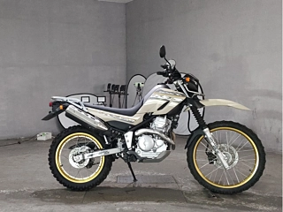 YAMAHA SEROW 250 — фото