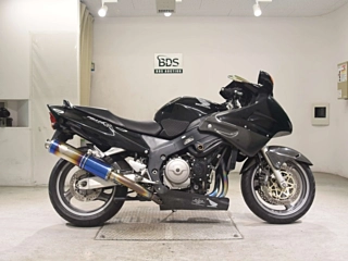 HONDA CBR1100XX — фото