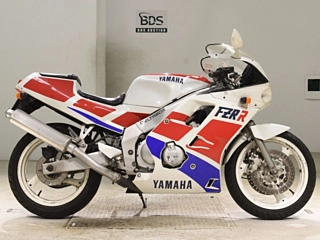 YAMAHA FZR250R-1 — фото