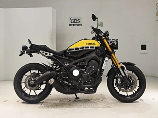 YAMAHA XSR900 — фото