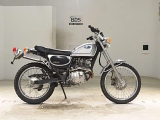 YAMAHA BRONCO — фото