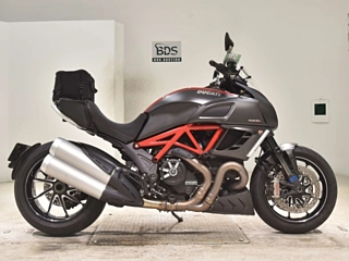 DUCATI DIAVEL CARBON — фото