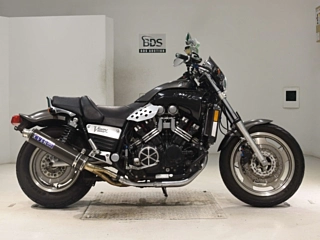 YAMAHA V-MAX — фото