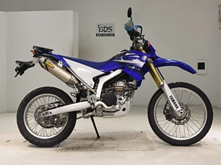 YAMAHA WR250R — фото