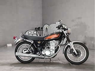 YAMAHA SR400-1 — фото