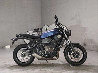 YAMAHA XSR700 — фото