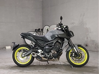YAMAHA MT-09 — фото