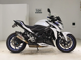 SUZUKI GSX-S1000 — фото
