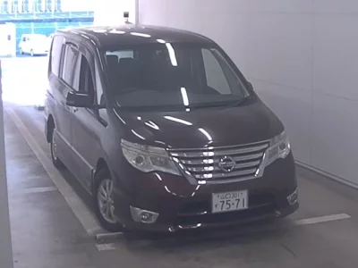 Nissan SERENA 2016 г., 2000 куб. см. Цена в РФ с ПТС 1 635 921 руб. — фото