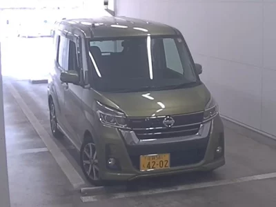 Nissan DAYZ ROOX 2018 г., 660 куб. см. Цена в РФ с ПТС 778 216 руб. — фото