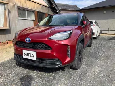 Toyota YARIS CROSS 2021 г., 1500 куб. см. Цена в РФ с ПТС 1 665 172 руб.