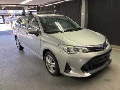 Toyota COROLLA FIELDER — фото