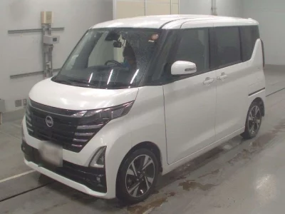 Nissan ROOX 2024 г., 660 куб. см. Цена в РФ с ПТС 1 374 624 руб. — фото