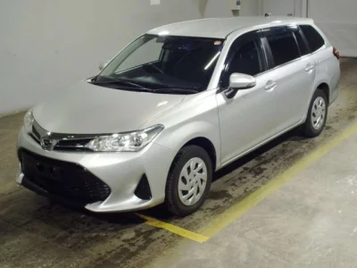 Toyota COROLLA FIELDER 2019 г., 1500 куб. см. Цена в РФ с ПТС 1 297 082 руб. — фото
