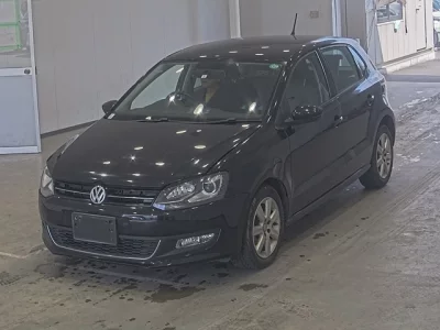 Volkswagen Polo — фото