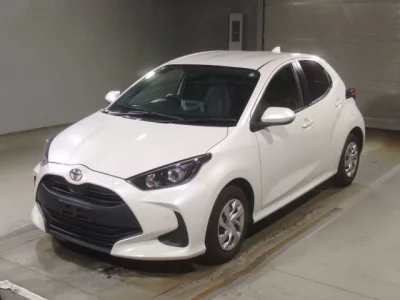 Toyota YARIS — фото