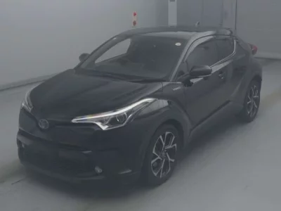 Toyota C-HR — фото