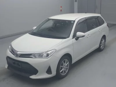 Toyota COROLLA FIELDER — фото