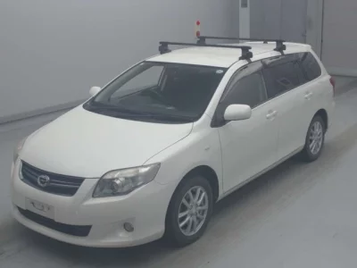 Toyota COROLLA FIELDER — фото