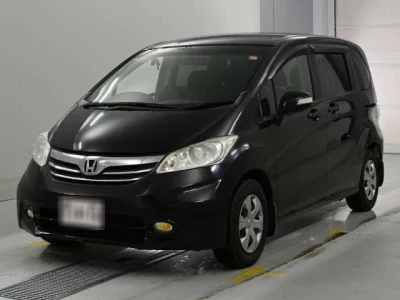 Honda FREED — фото