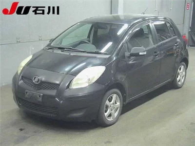 Toyota VITZ — фото