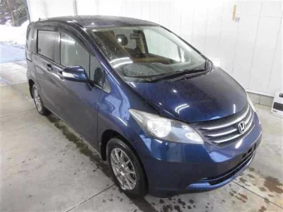 Honda FREED — фото