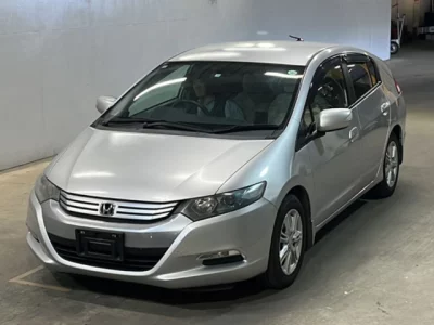 Honda INSIGHT — фото