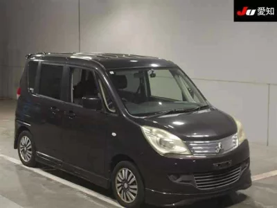 Mitsubishi DELICA D2