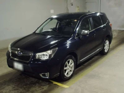 Subaru FORESTER — фото