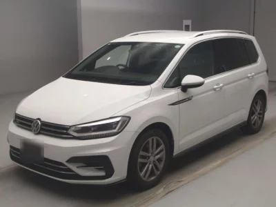 Volkswagen GOLF TOURAN