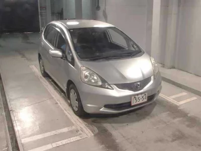Honda Fit — фото