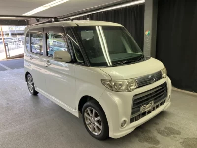 Daihatsu TANTO — фото