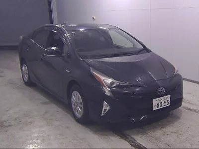 Toyota Prius — фото