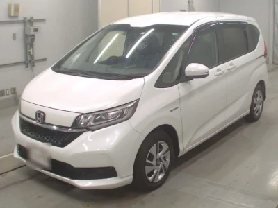 Honda Freed — фото