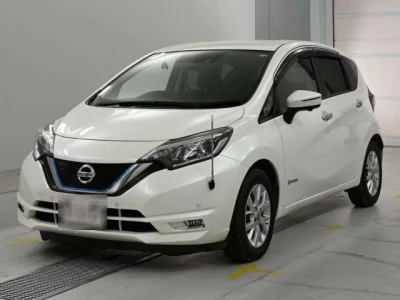 Nissan NOTE — фото