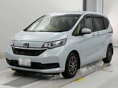 Honda Freed — фото