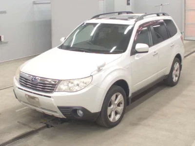 Subaru FORESTER — фото