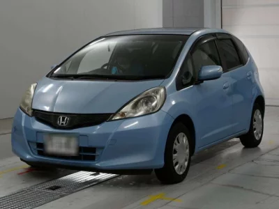 Honda Fit — фото