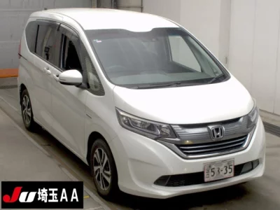 Honda Freed — фото