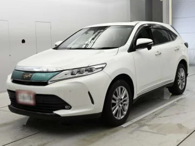 Toyota Harrier — фото