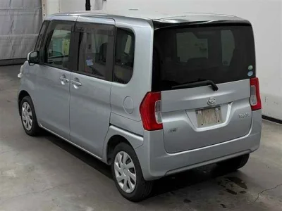 Daihatsu TANTO — фото
