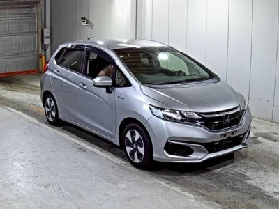 Honda Fit — фото