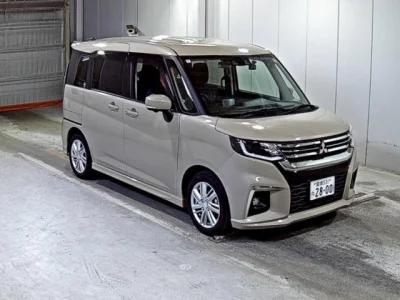 Mitsubishi DELICA D2