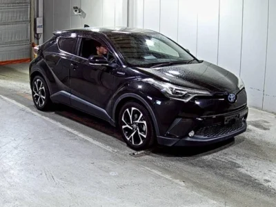 Toyota C-HR — фото